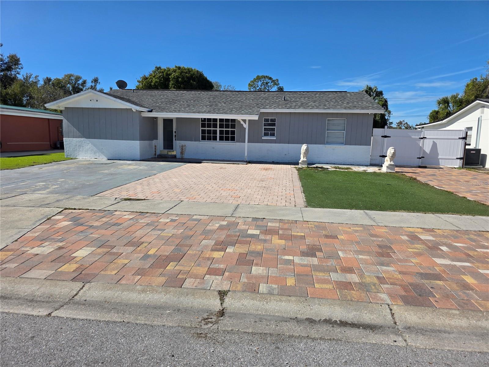 Details for 4810 El Capistrano Drive, TAMPA, FL 33634