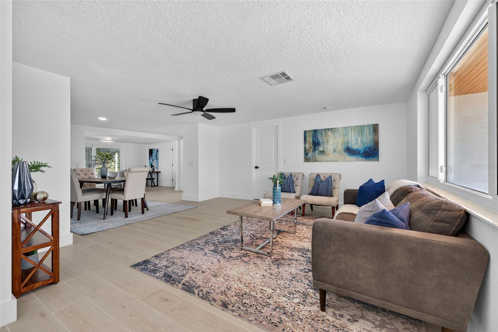 Image 4 of 23 For 12734 2nd Isle