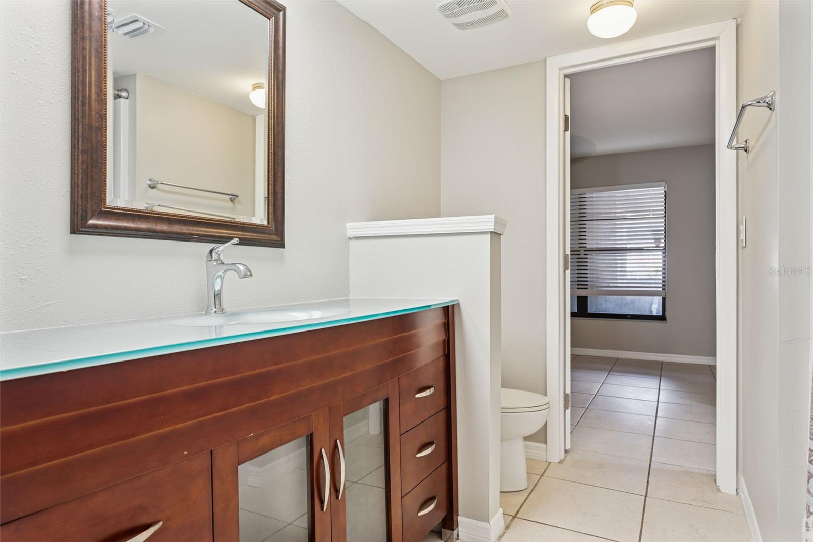 Image 20 of 25 For 7858 Niagara Avenue 605