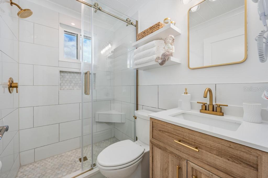 Image 16 of 37 For 48 79th Terrace