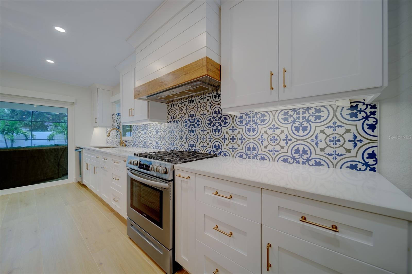 Image 18 of 55 For 630 Magnolia Street