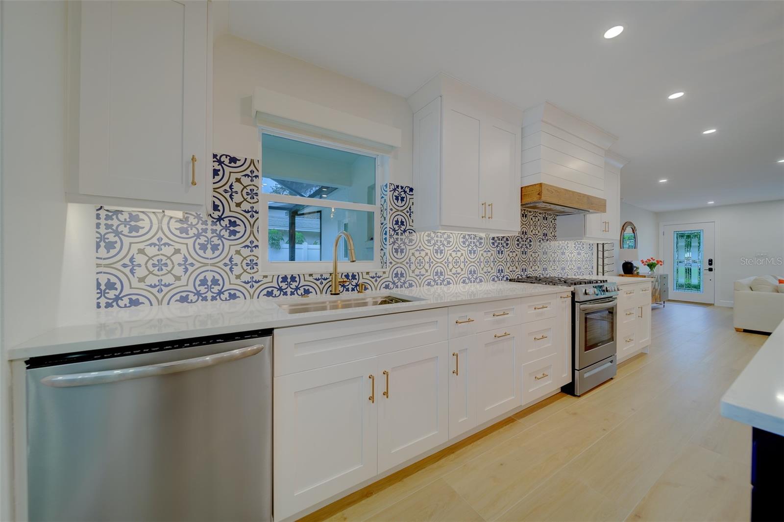 Image 20 of 55 For 630 Magnolia Street