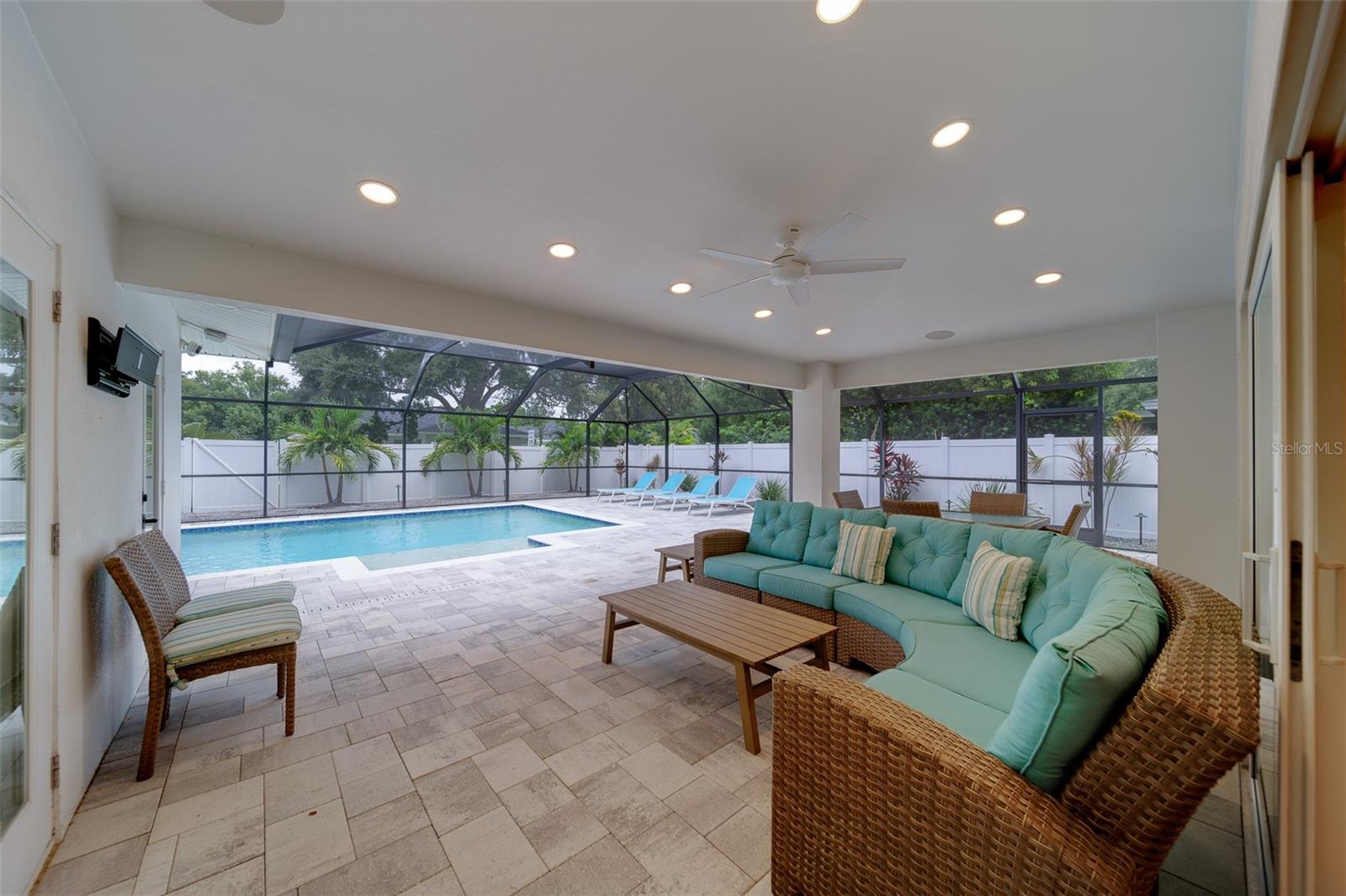 Image 41 of 55 For 630 Magnolia Street