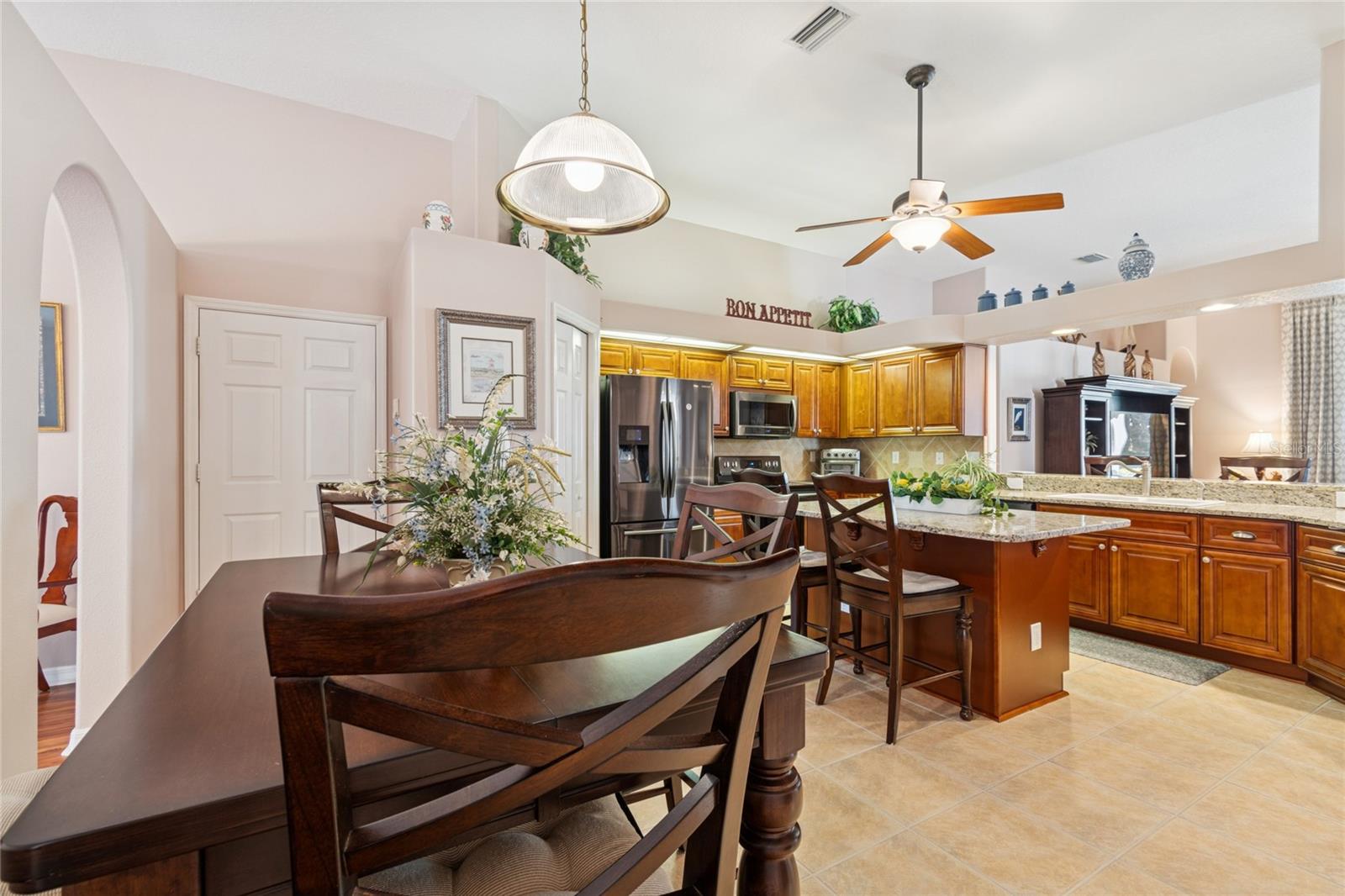 Image 16 of 92 For 8359 Golden Prairie Drive