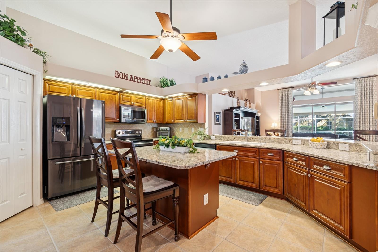 Image 21 of 92 For 8359 Golden Prairie Drive