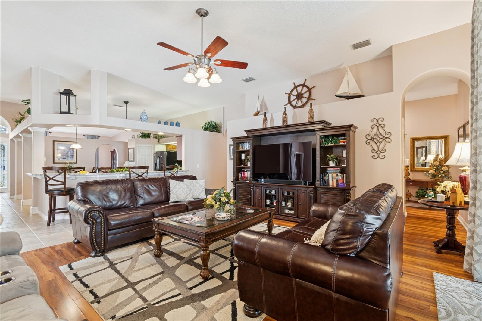 Image 29 of 92 For 8359 Golden Prairie Drive