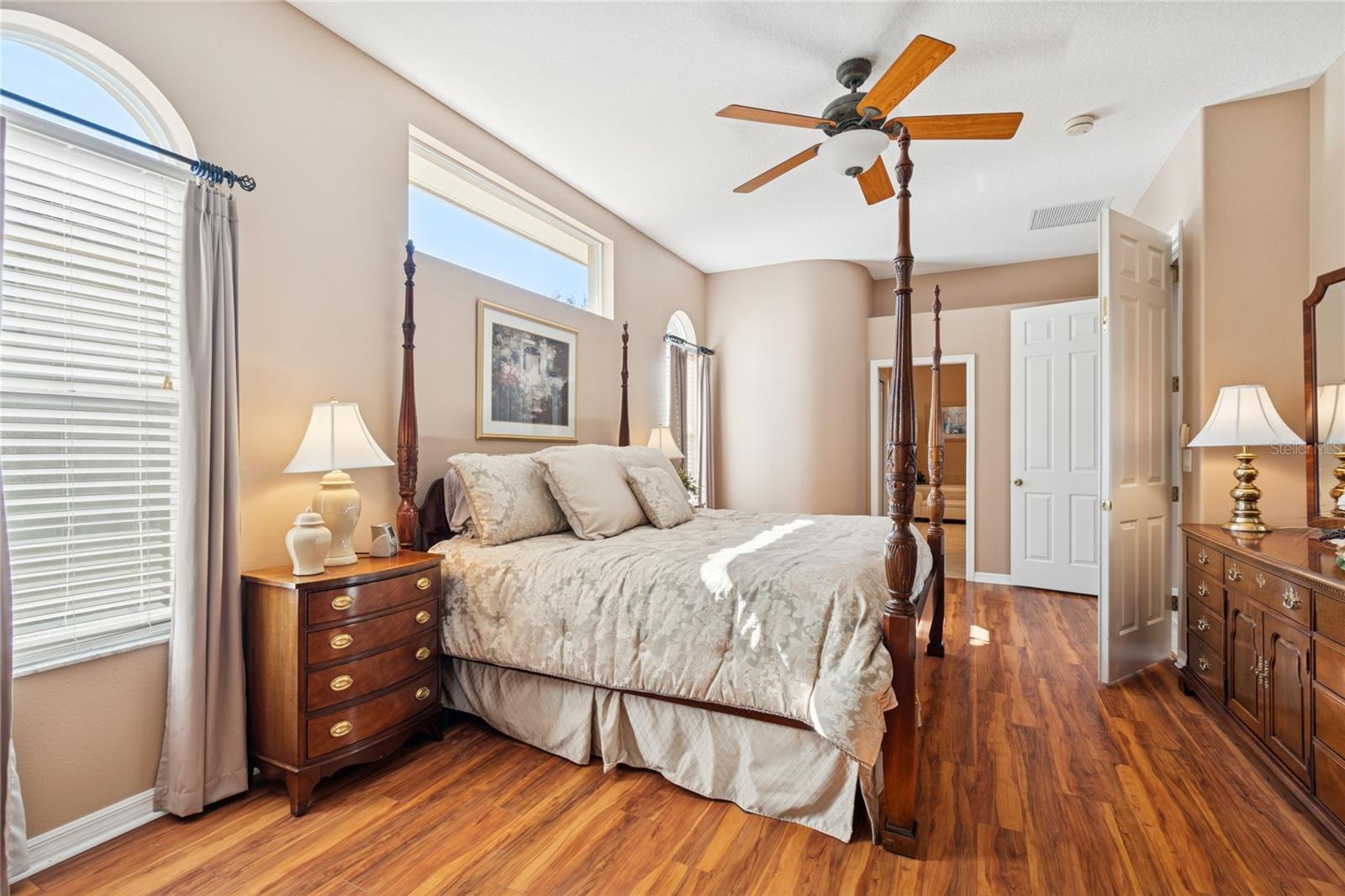 Image 34 of 92 For 8359 Golden Prairie Drive