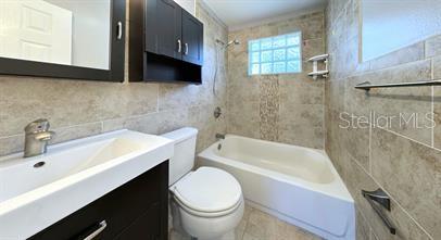 Image 21 of 28 For 6537 65th Avenue N