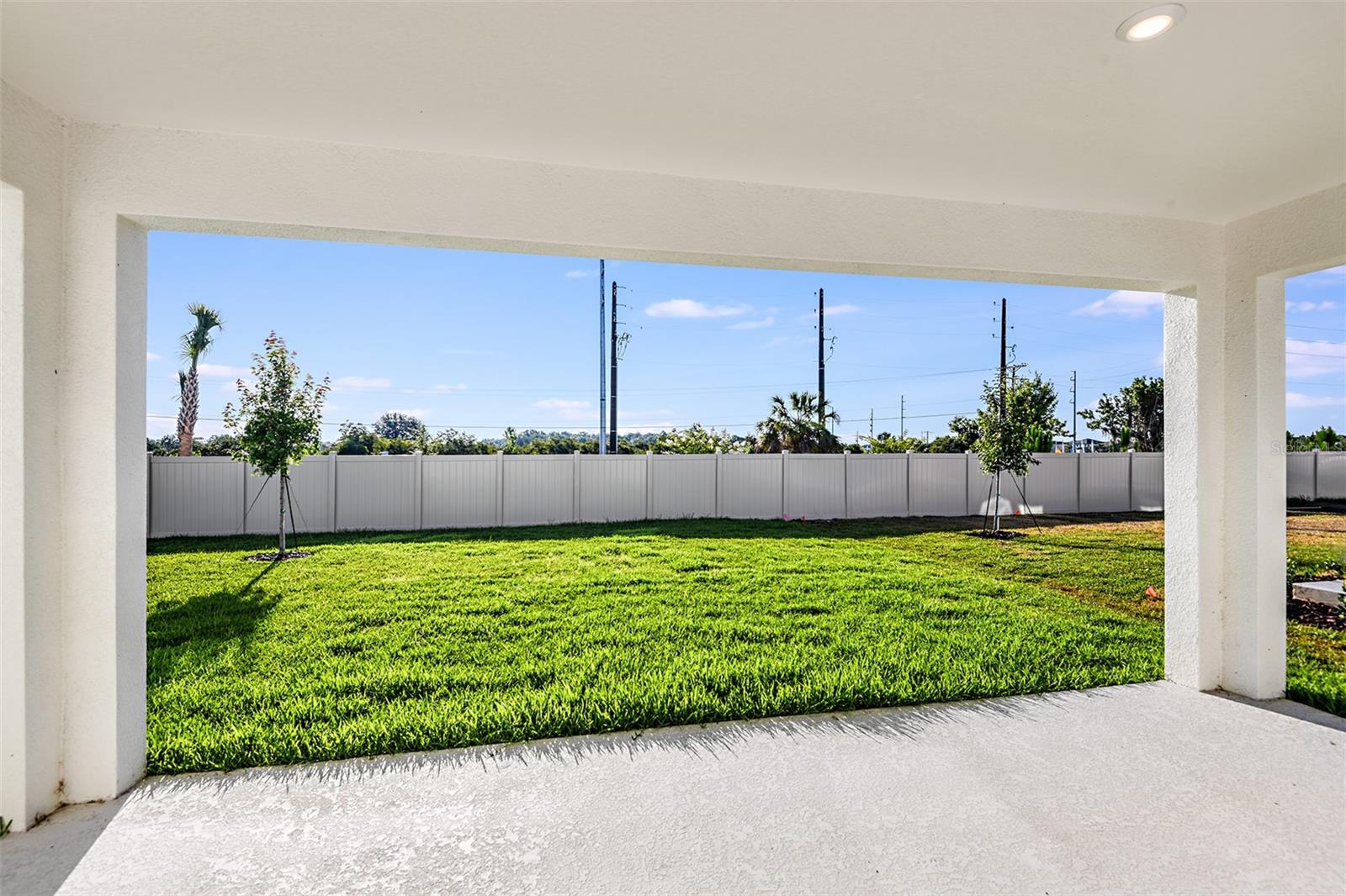 Image 27 of 32 For 9980 Surrey Rose Drive