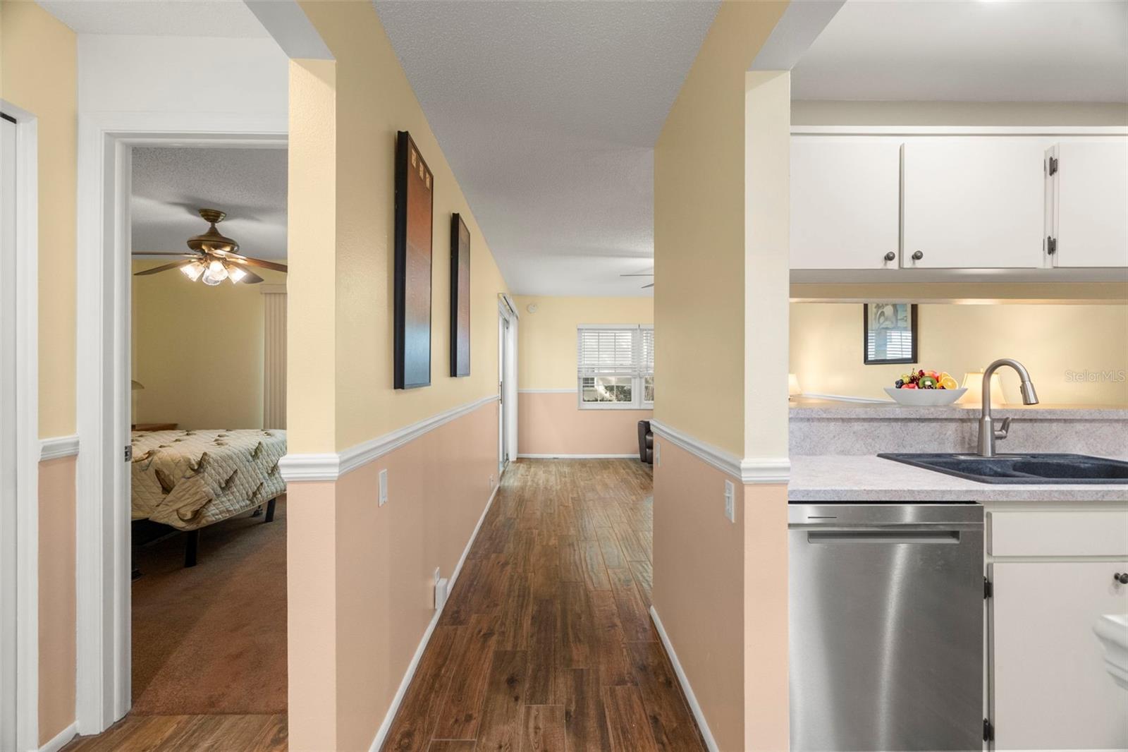 Image 2 of 21 For 5265 Bay Drive 713