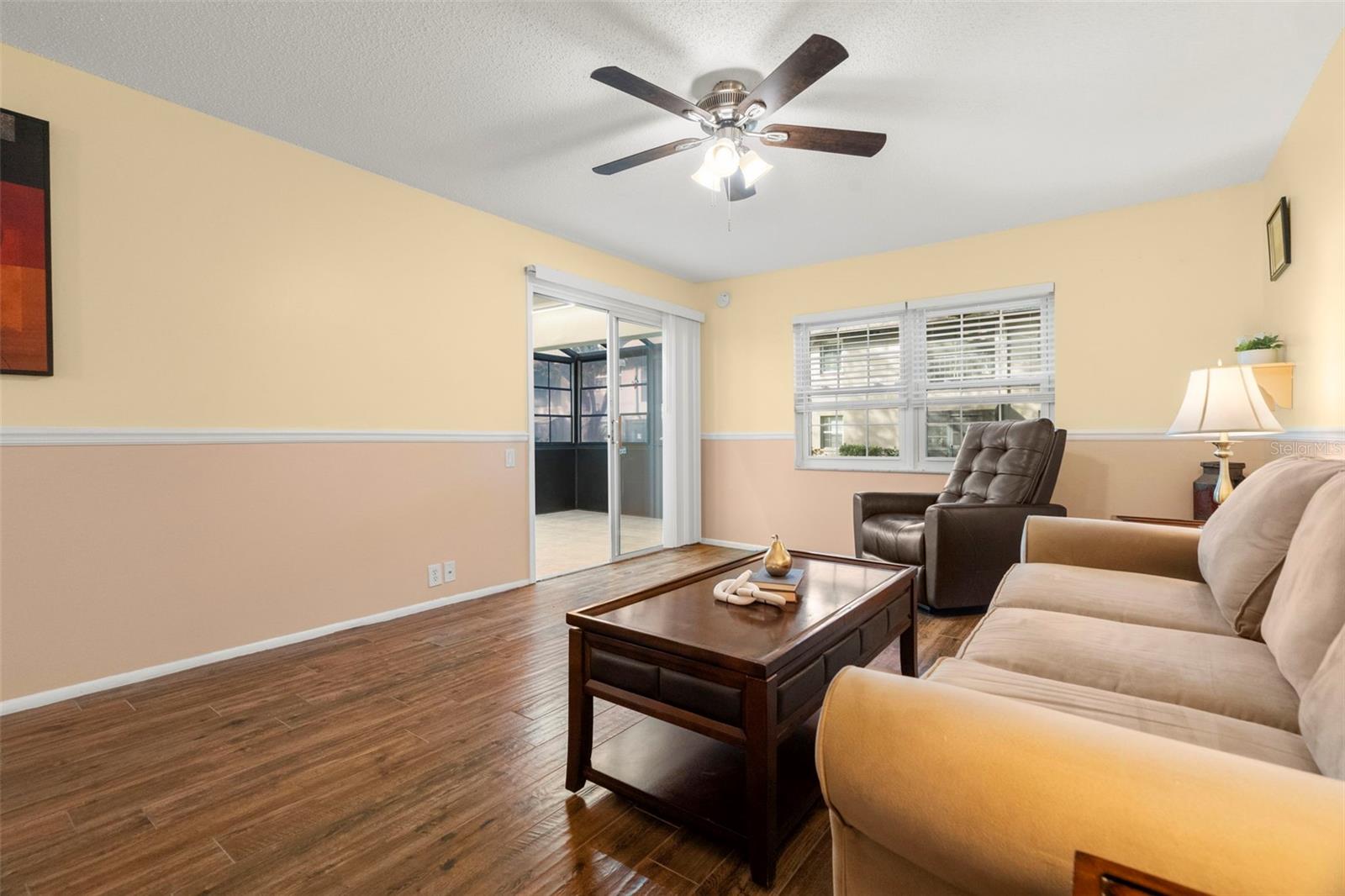 Image 9 of 21 For 5265 Bay Drive 713