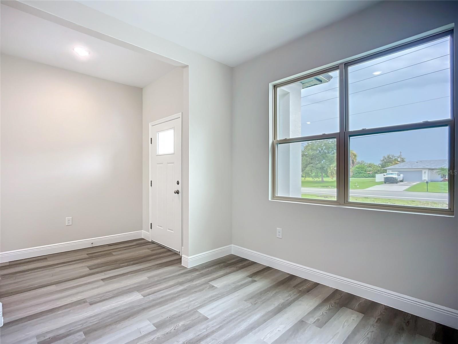 Image 14 of 93 For 2624 Atwater Drive