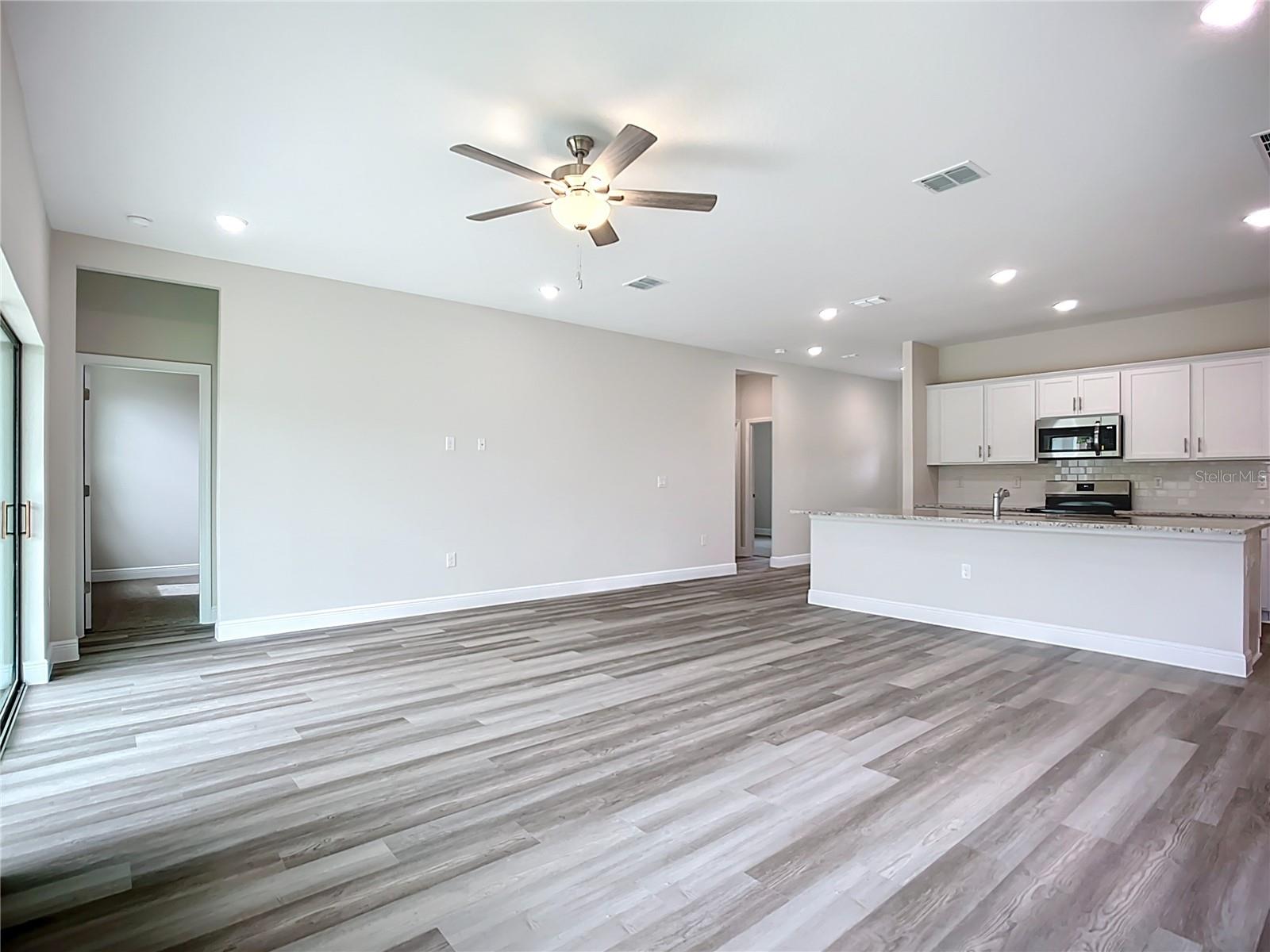 Image 17 of 93 For 2624 Atwater Drive