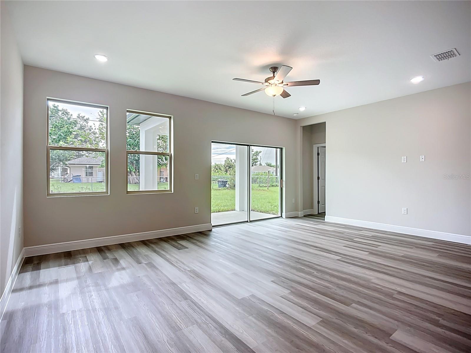 Image 20 of 93 For 2624 Atwater Drive