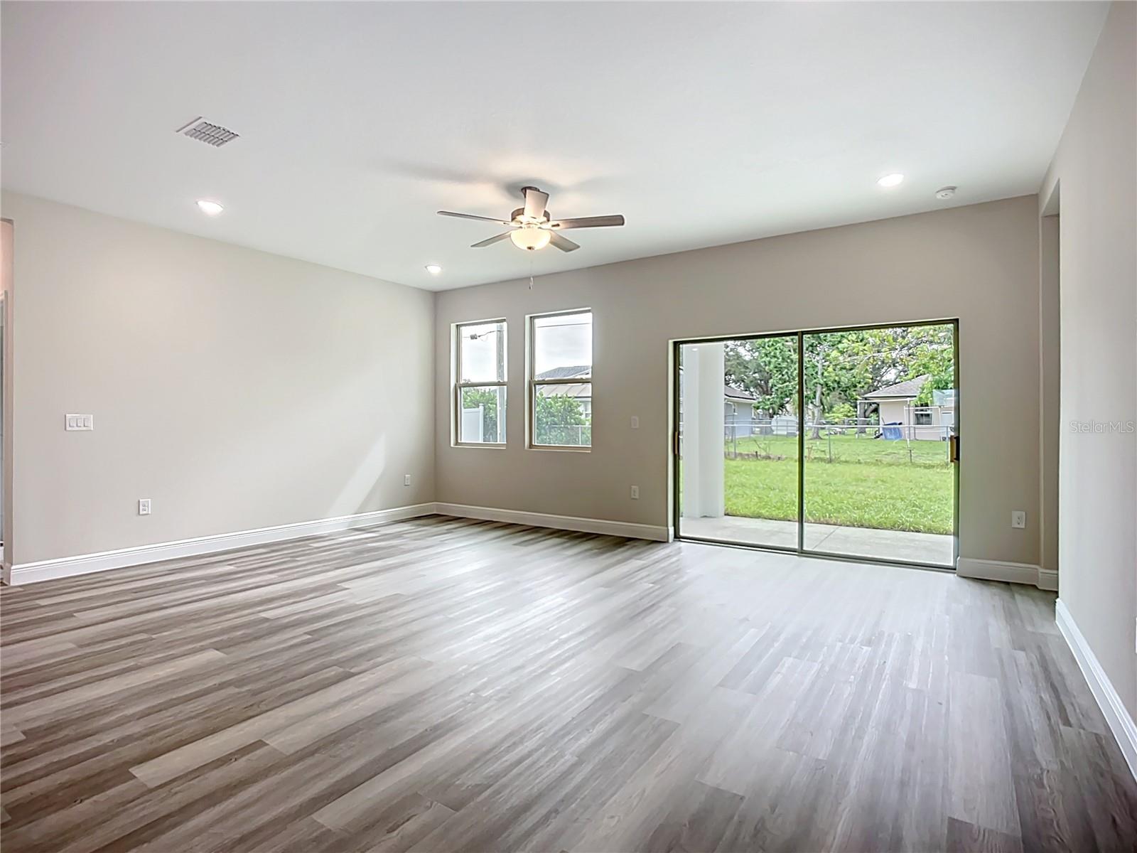 Image 21 of 93 For 2624 Atwater Drive