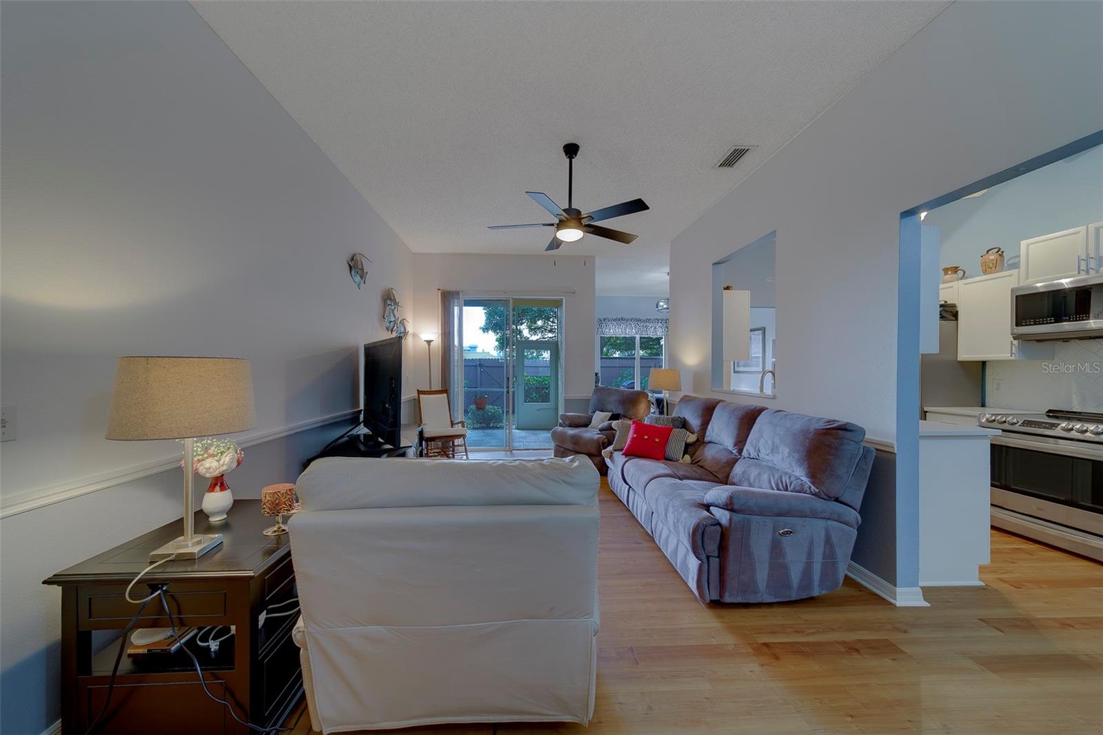 Image 15 of 67 For 1050 Starkey Road 205