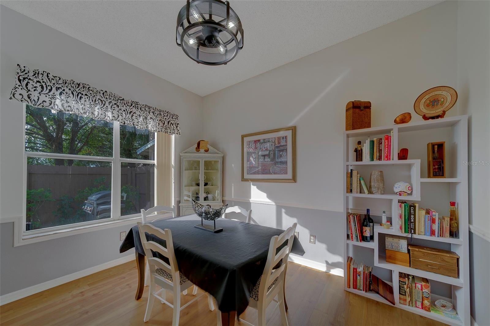 Image 19 of 67 For 1050 Starkey Road 205