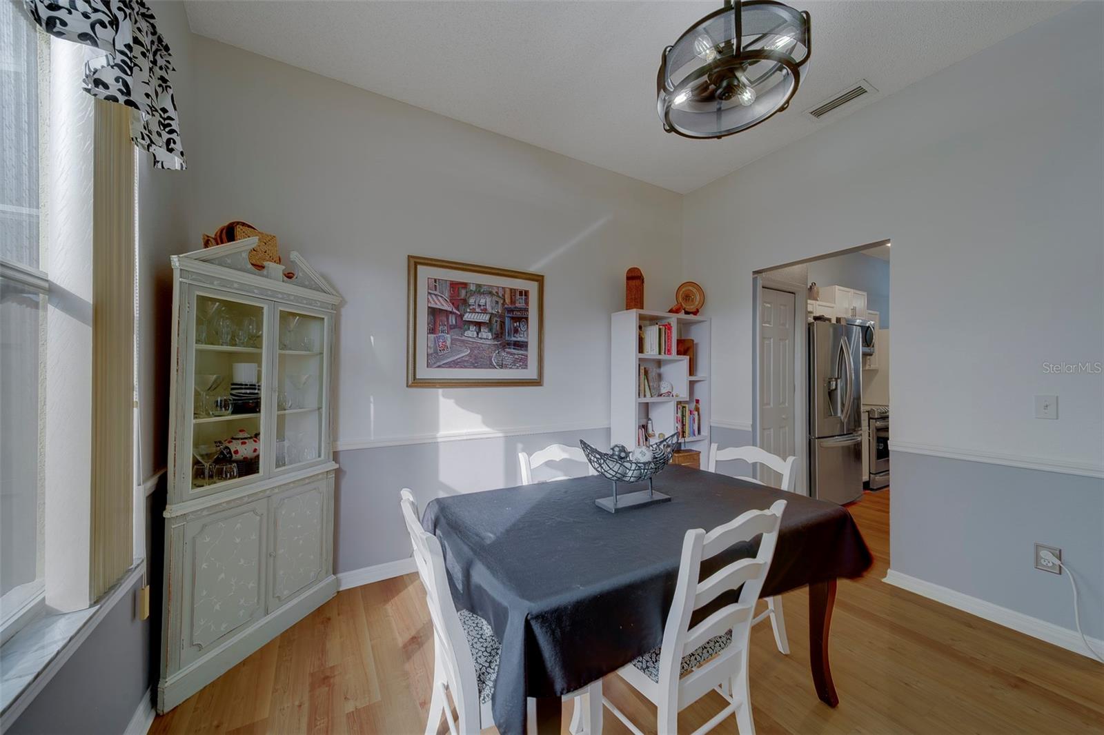 Image 20 of 67 For 1050 Starkey Road 205