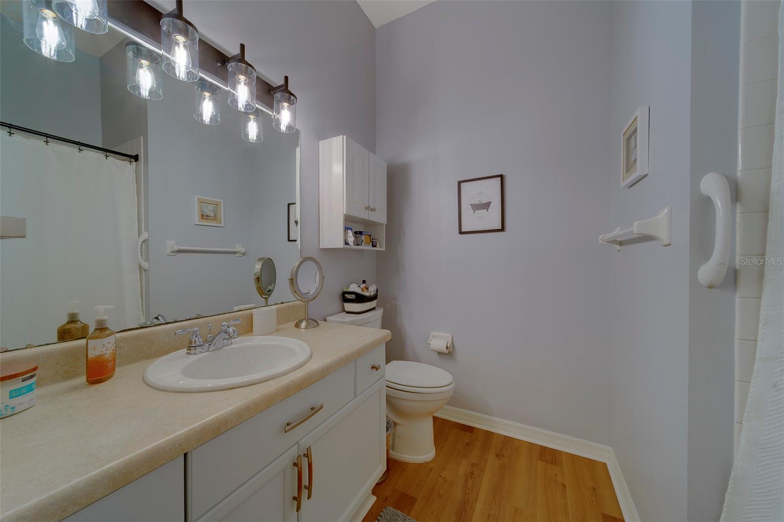 Image 32 of 67 For 1050 Starkey Road 205