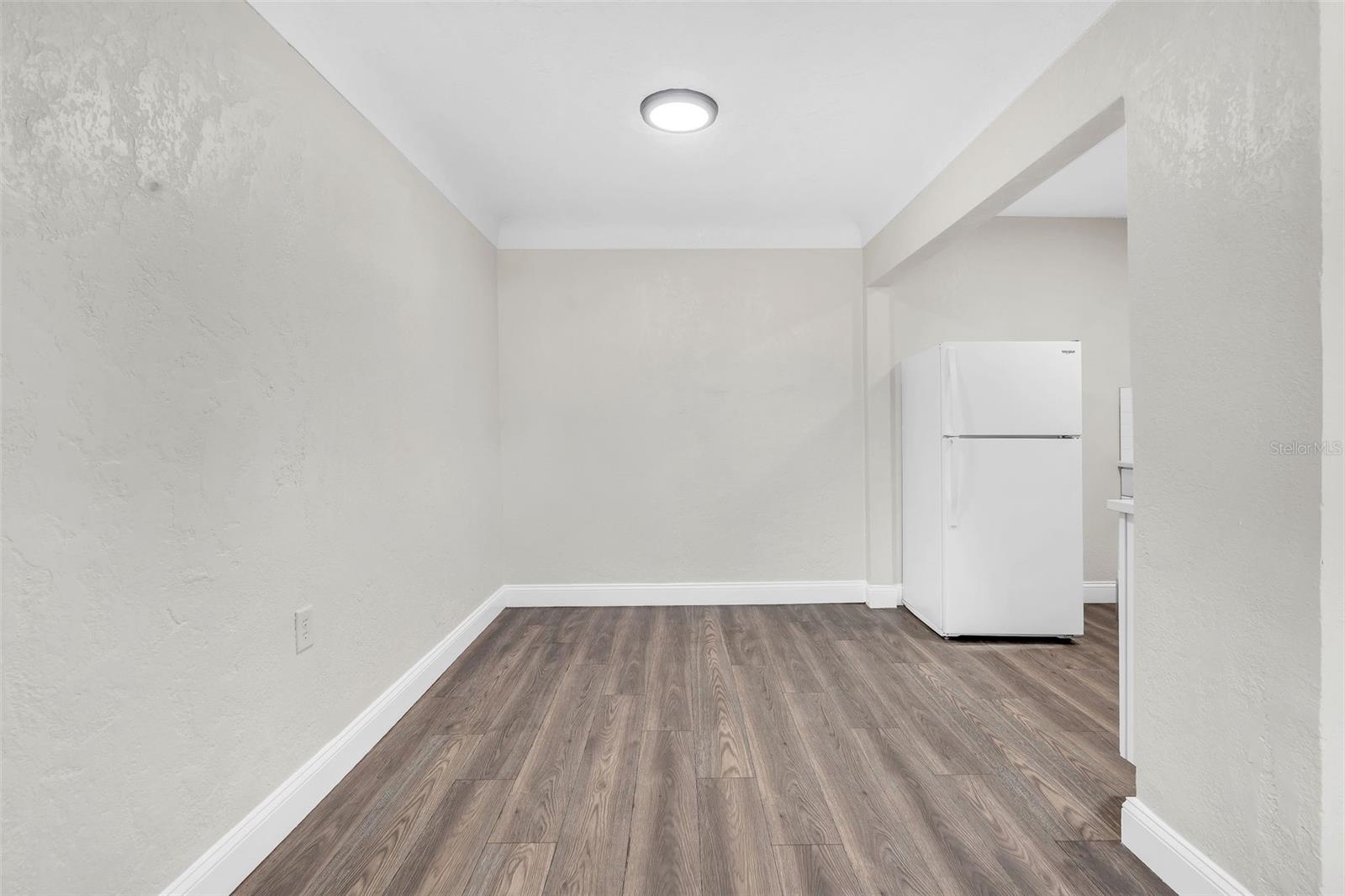 Image 10 of 37 For 2140 22nd Avenue N