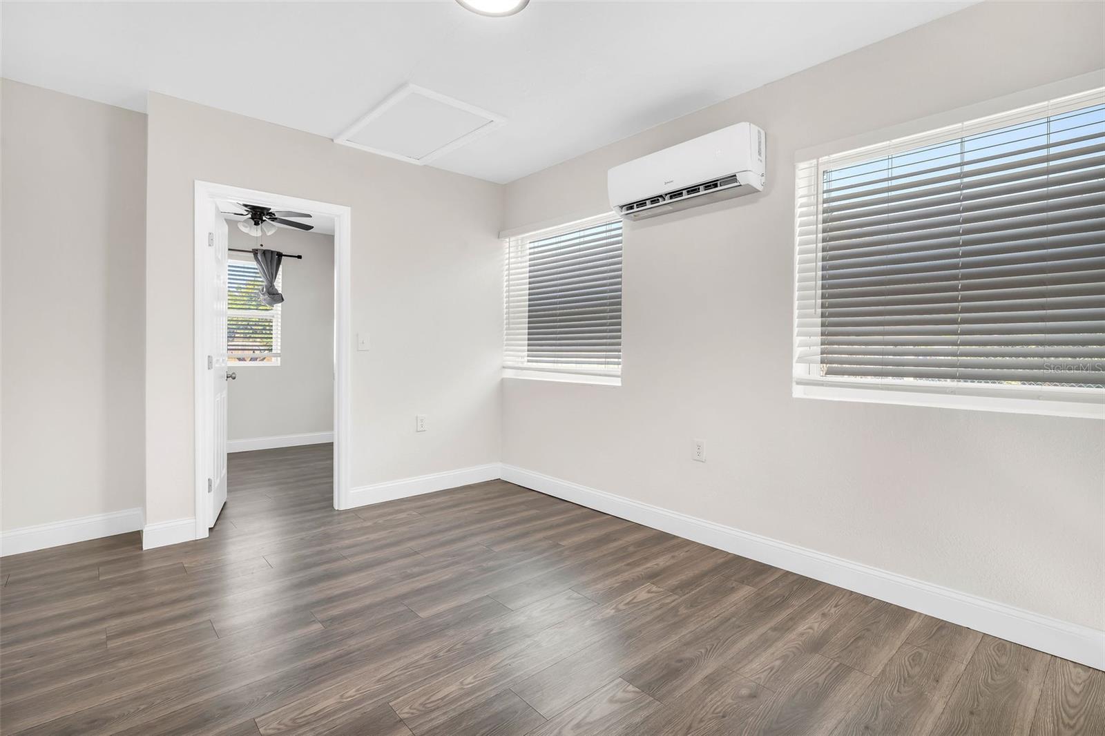 Image 17 of 37 For 2140 22nd Avenue N