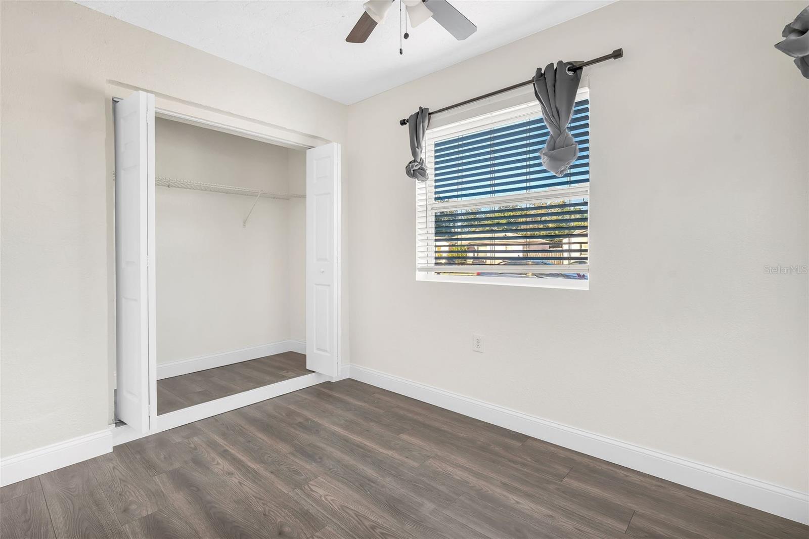 Image 21 of 37 For 2140 22nd Avenue N