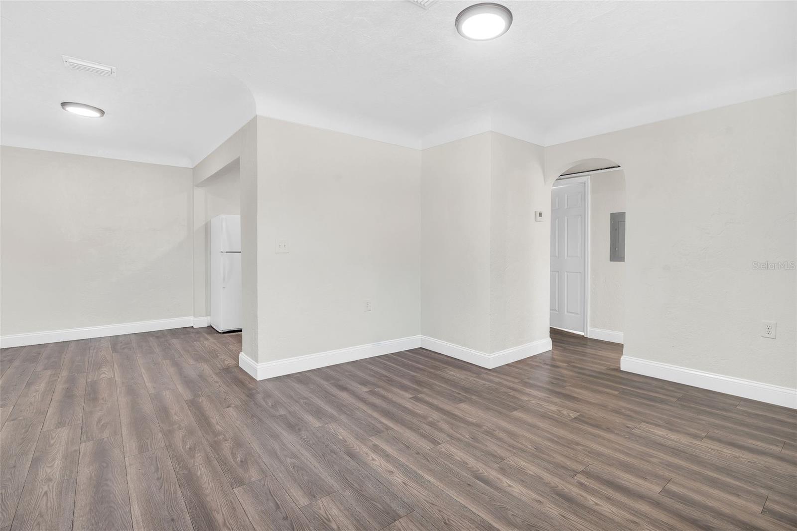 Image 7 of 37 For 2140 22nd Avenue N