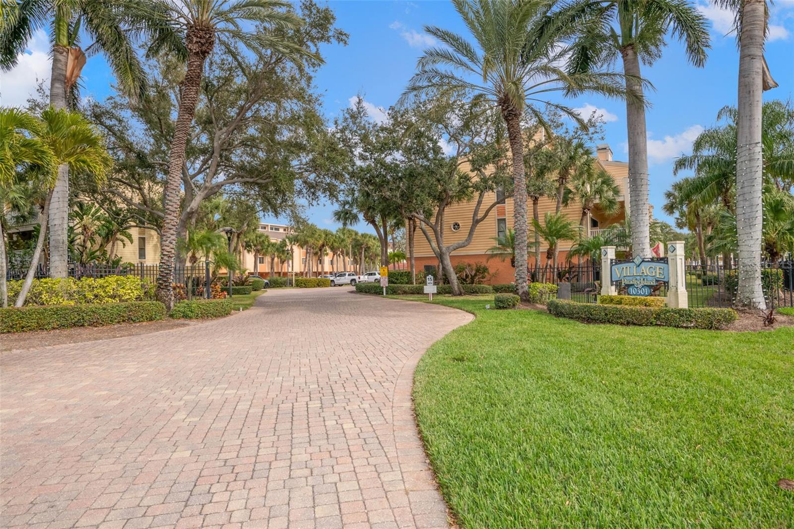 Details for 529 Sandy Hook Road, TREASURE ISLAND, FL 33706