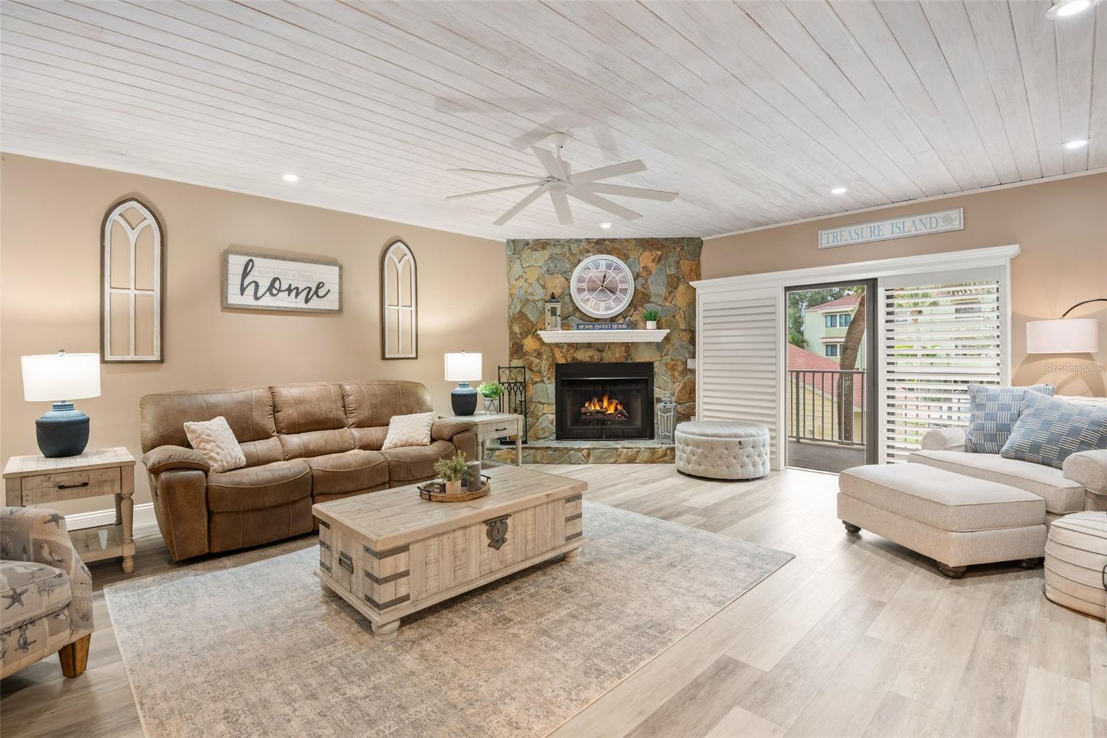 Image 6 of 55 For 529 Sandy Hook Road