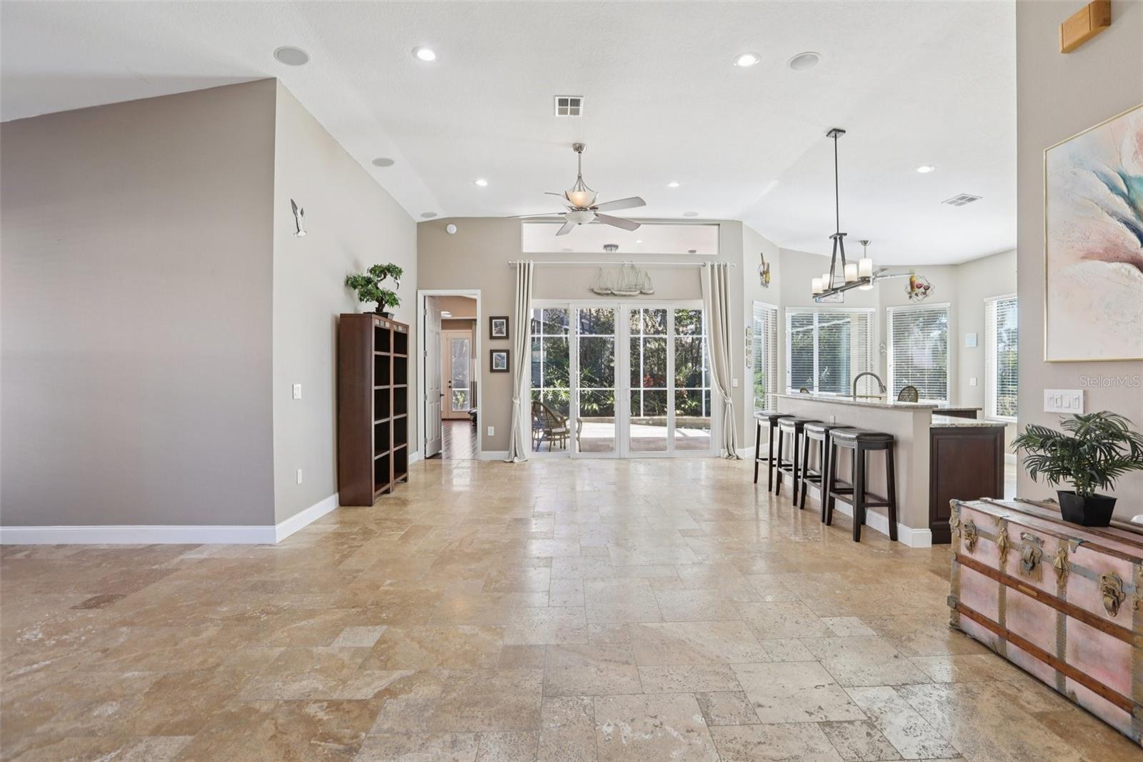 Image 10 of 53 For 3925 Silk Oak Lane