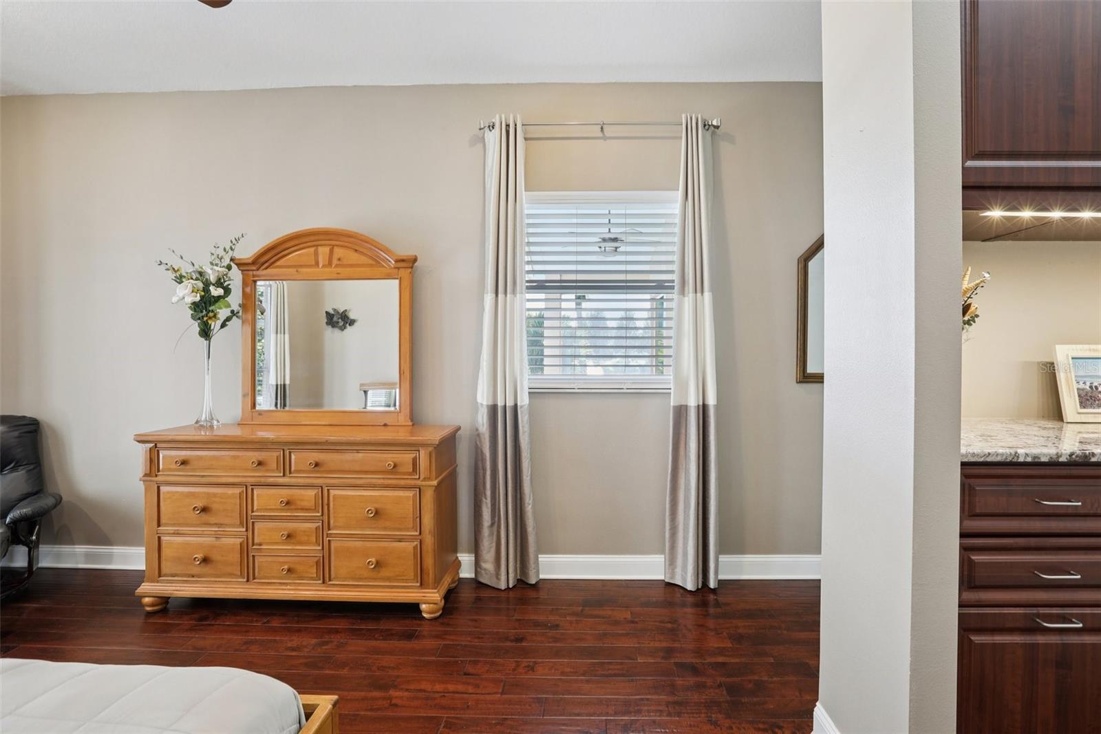 Image 30 of 53 For 3925 Silk Oak Lane