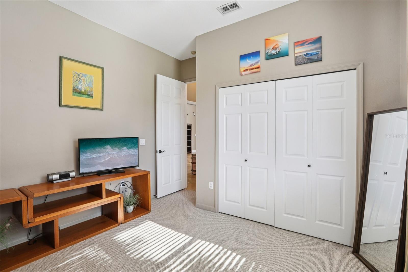 Image 34 of 53 For 3925 Silk Oak Lane