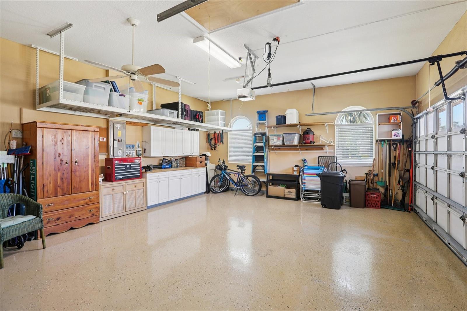 Image 37 of 53 For 3925 Silk Oak Lane