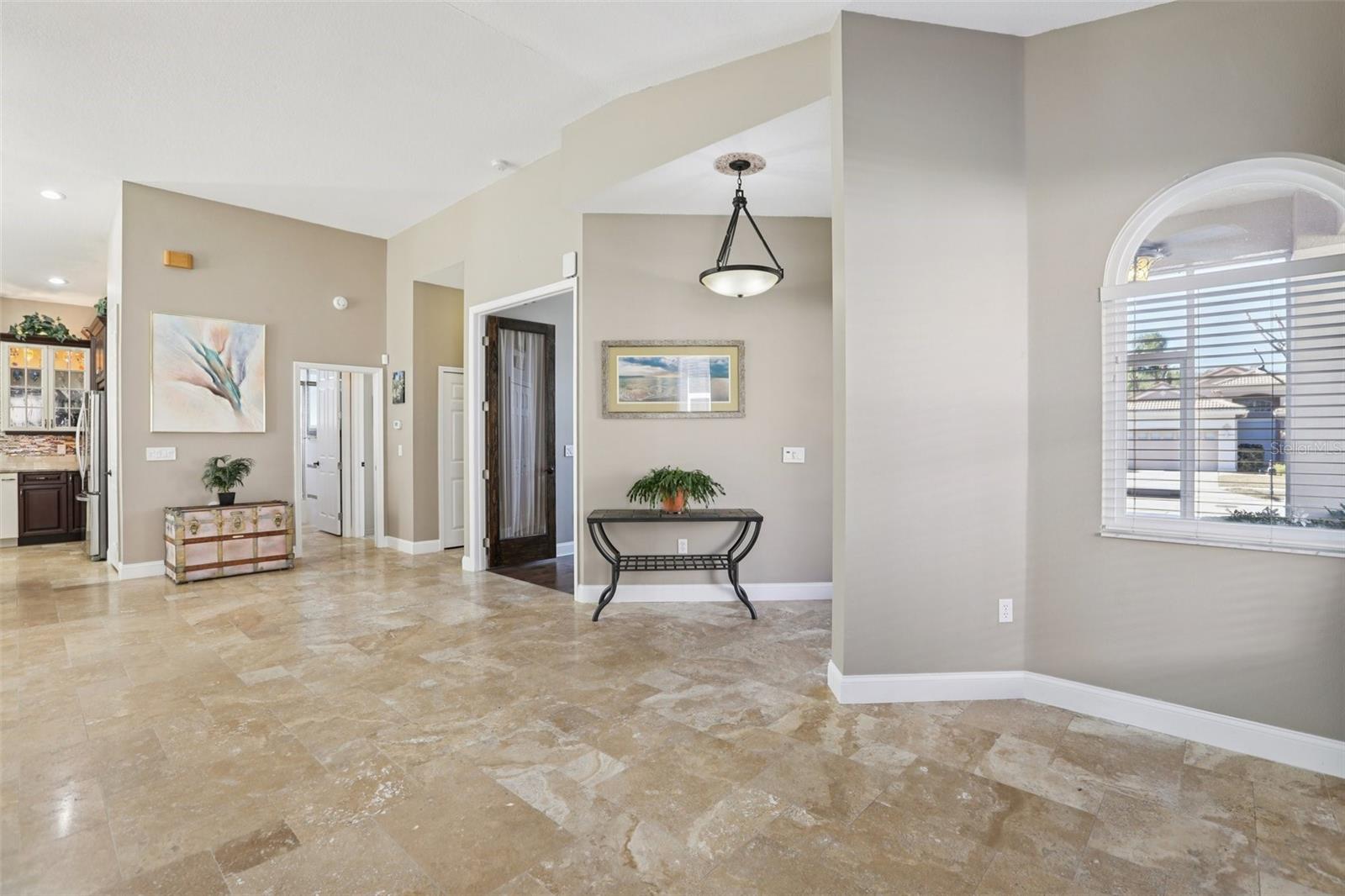 Image 8 of 53 For 3925 Silk Oak Lane