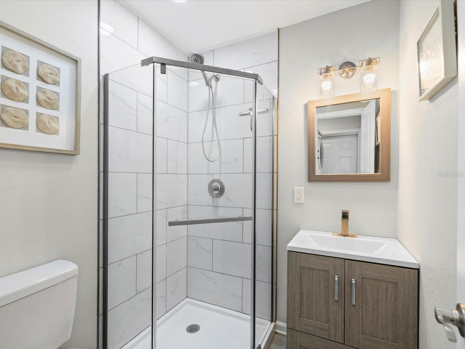 Image 21 of 27 For 7307 34th Avenue N