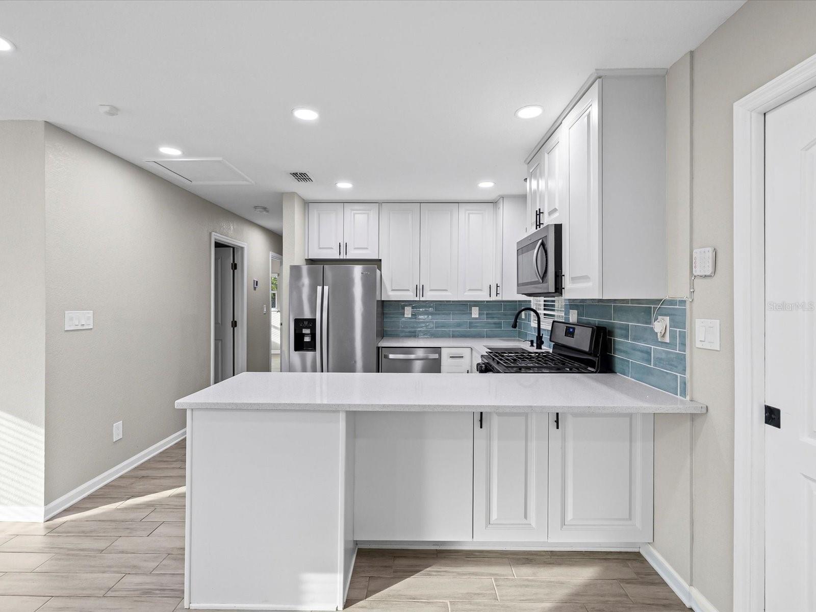 Image 8 of 27 For 7307 34th Avenue N