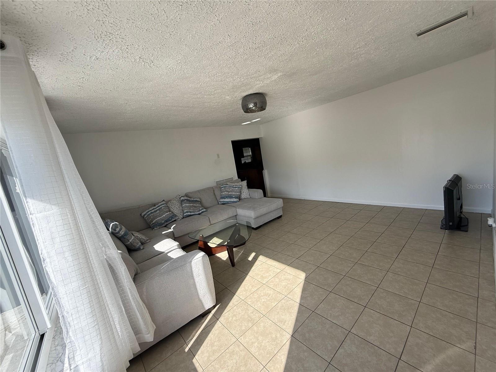 Image 4 of 27 For 7223 Tarrytown Drive