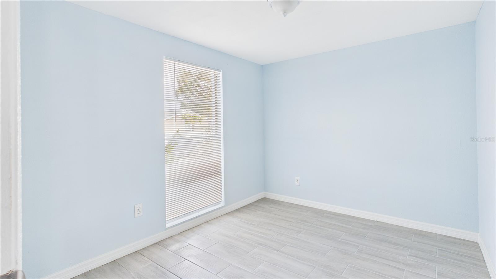 Image 5 of 18 For 10214 Cutten Green Court