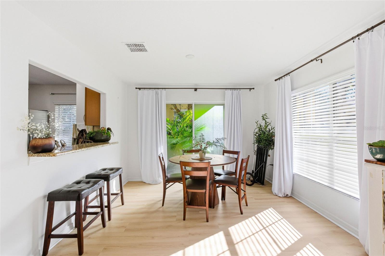 Image 6 of 62 For 6246 Timberly Lane