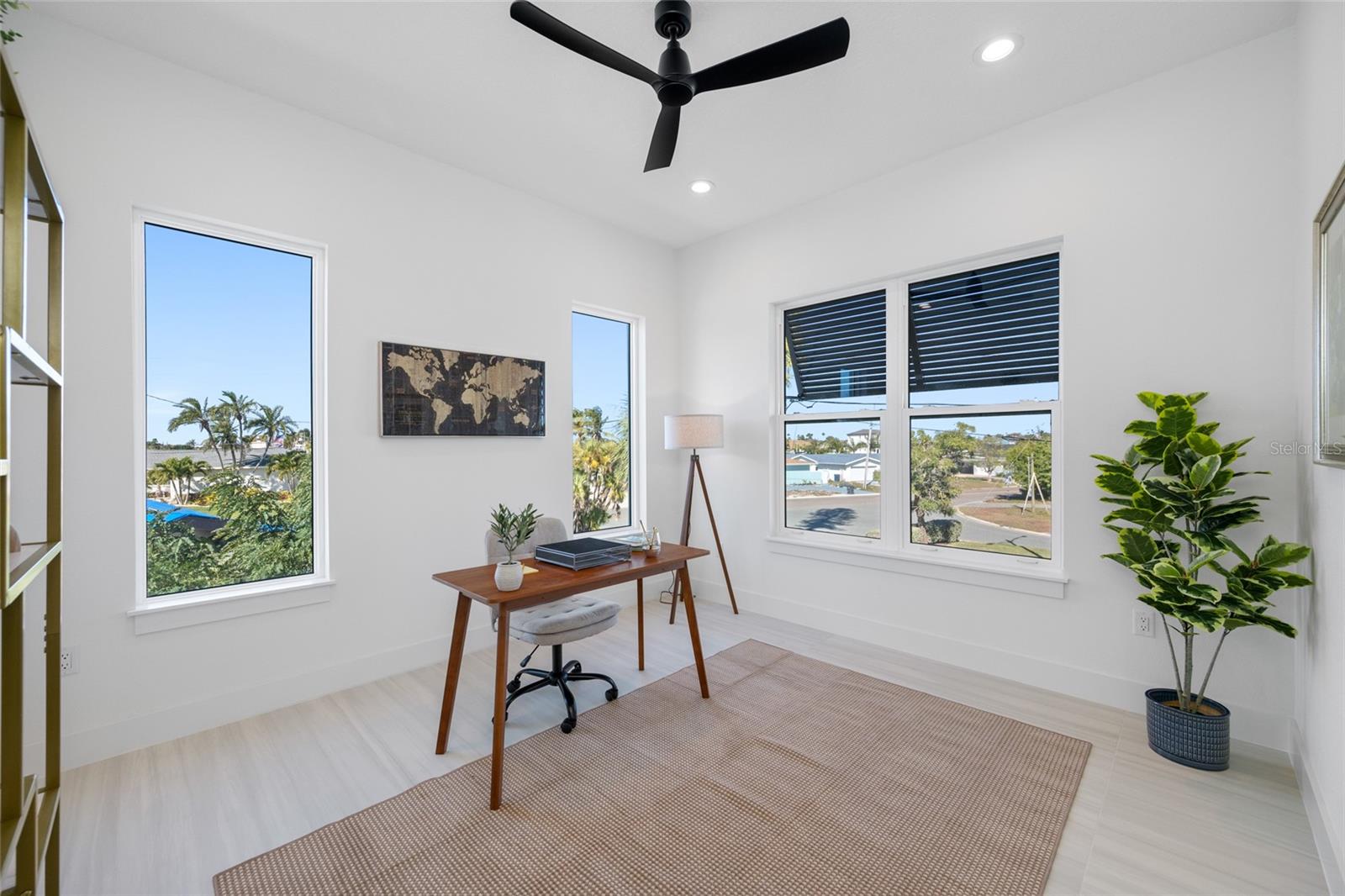 Image 21 of 62 For 11460 7th Street E