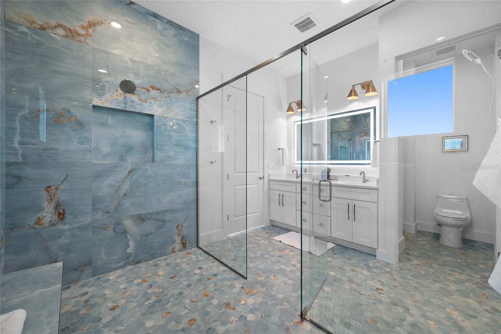 Image 43 of 62 For 11460 7th Street E