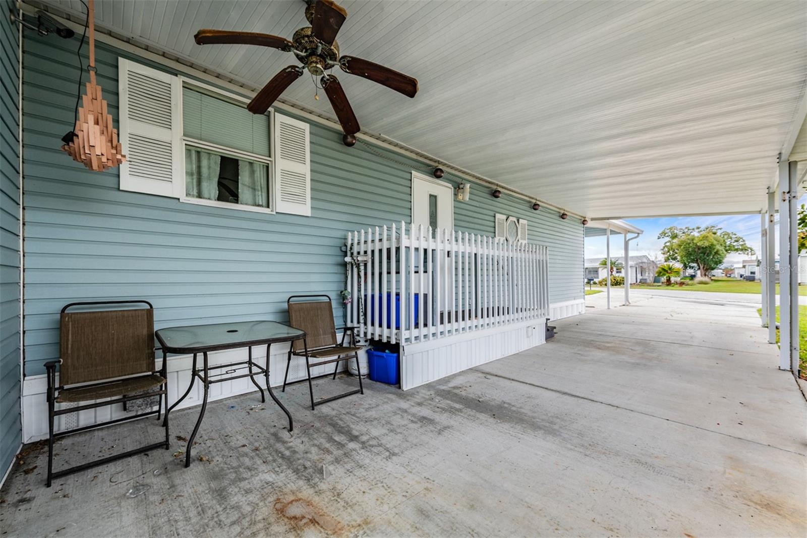 Image 28 of 42 For 6827 Lake Henry Drive Ne