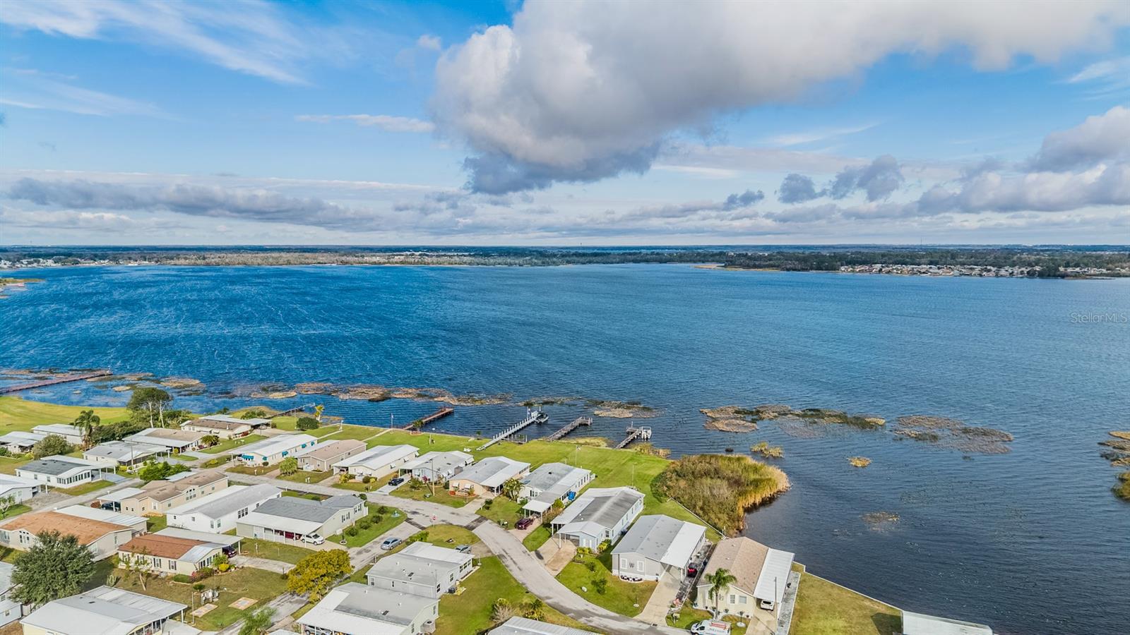 Image 40 of 42 For 6827 Lake Henry Drive Ne