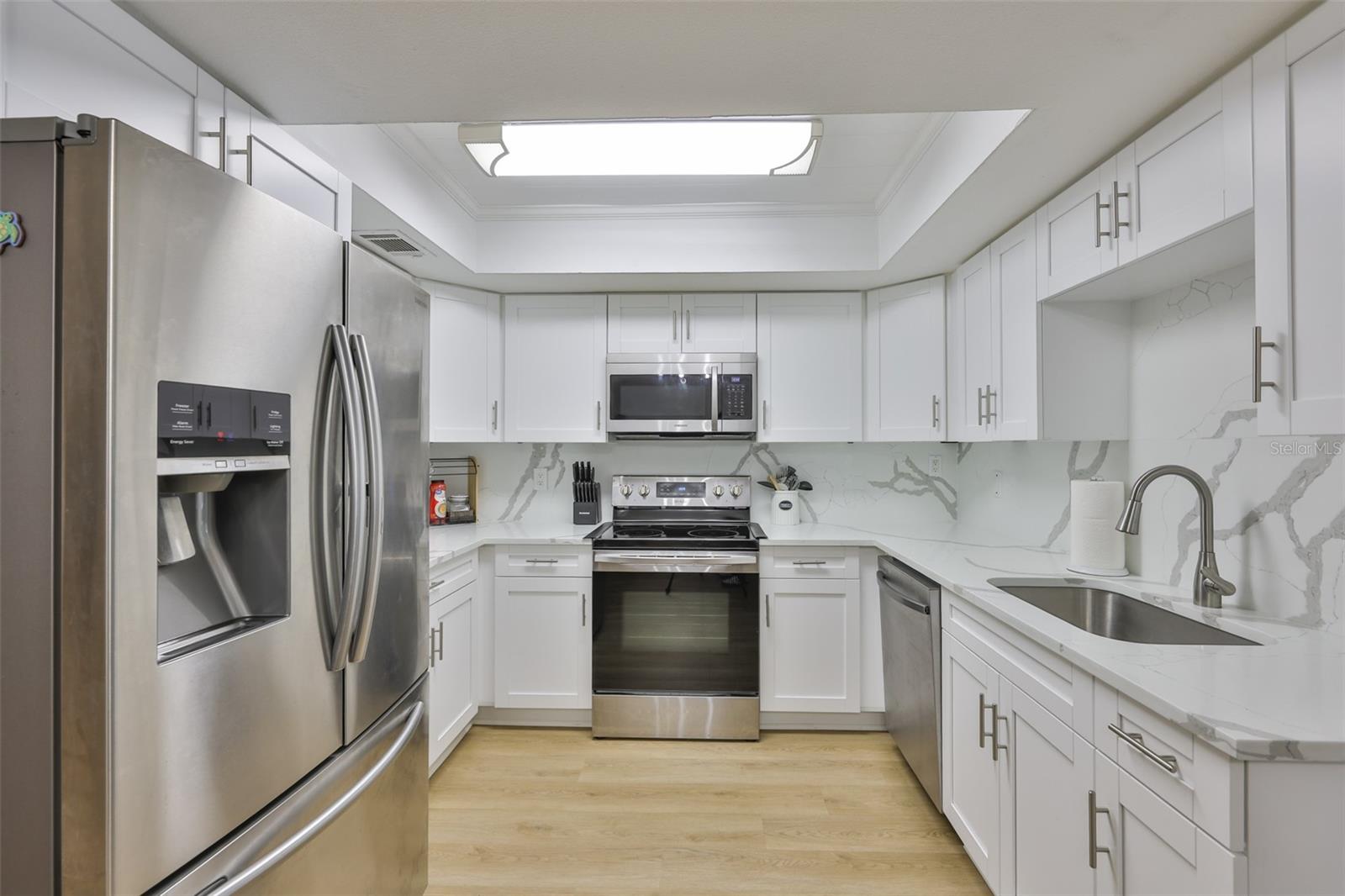 Image 11 of 45 For 6503 Manila Palm Way