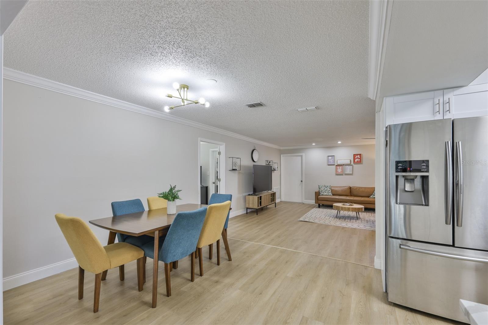 Image 13 of 45 For 6503 Manila Palm Way