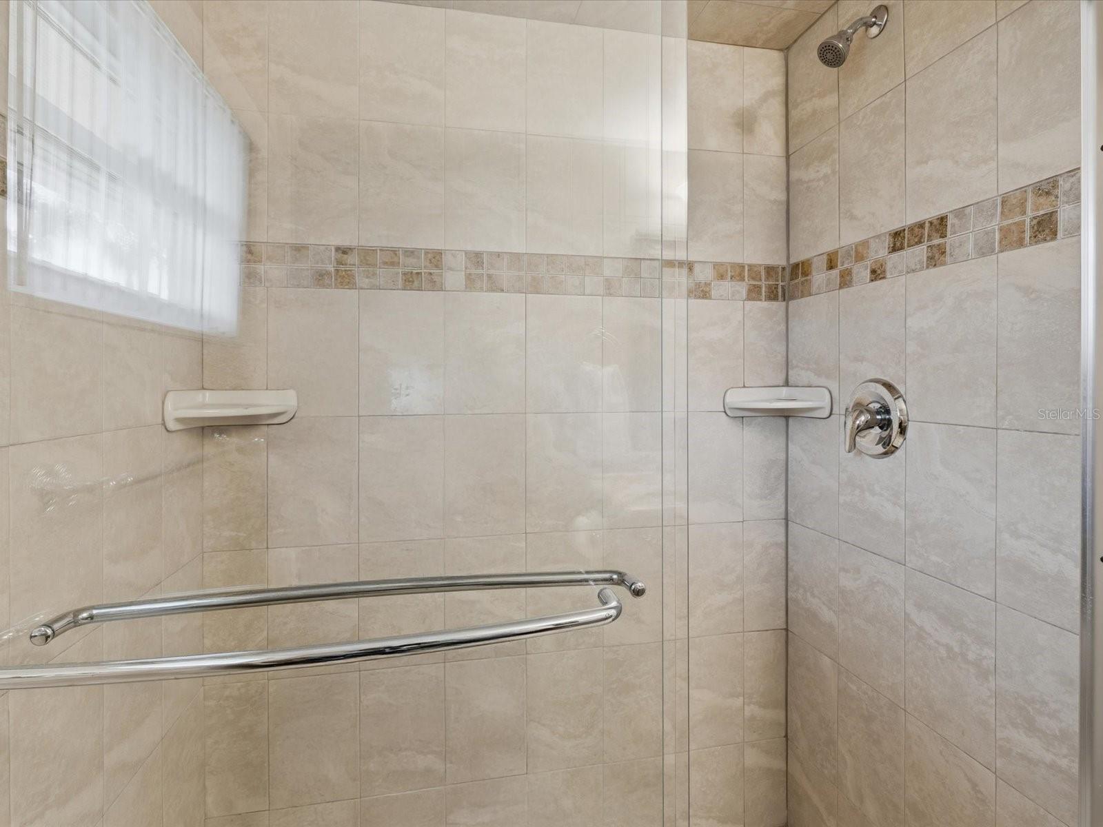 Listing photo id 13 for 4941 Galleon Court