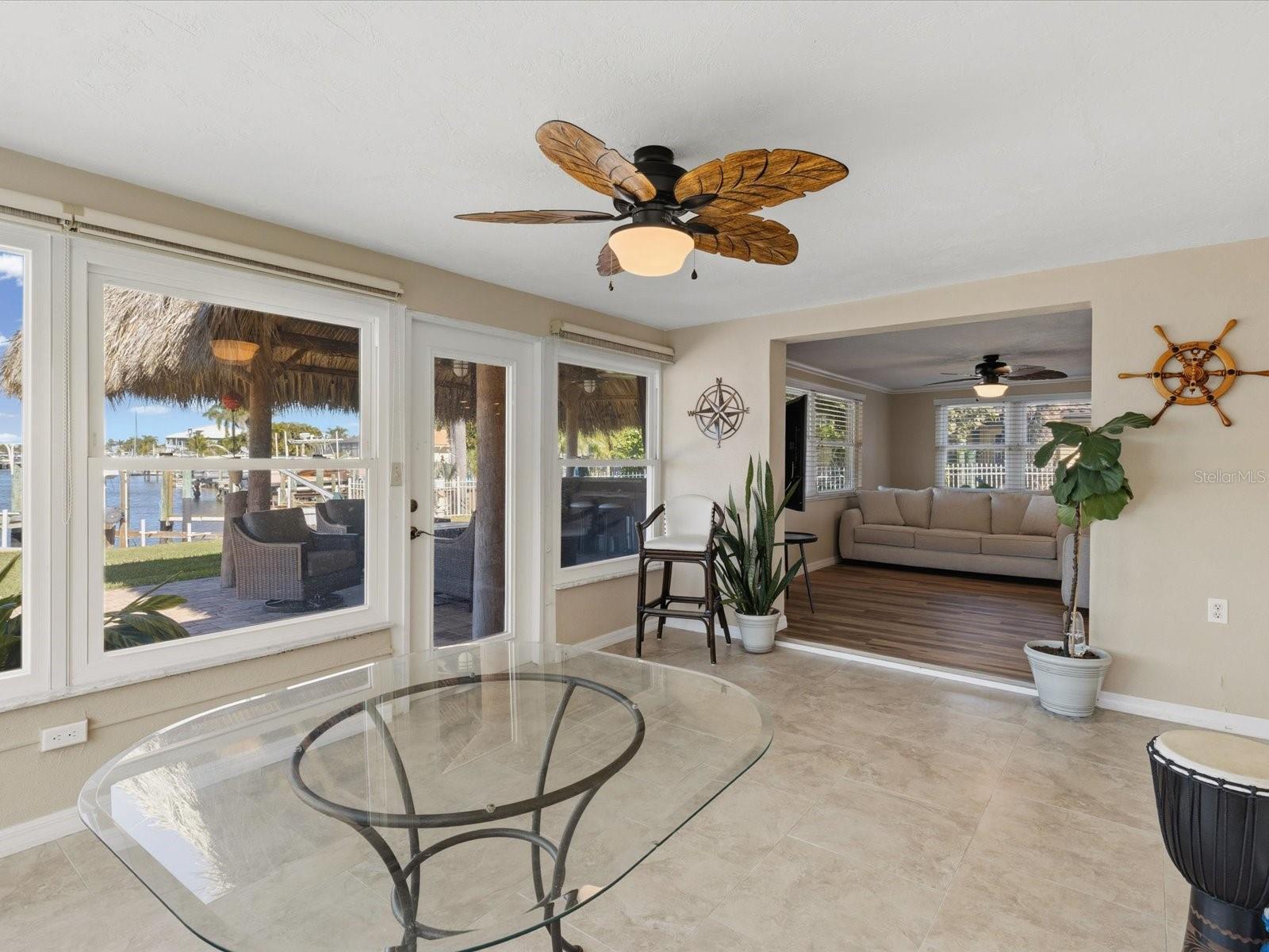 Listing photo id 18 for 4941 Galleon Court