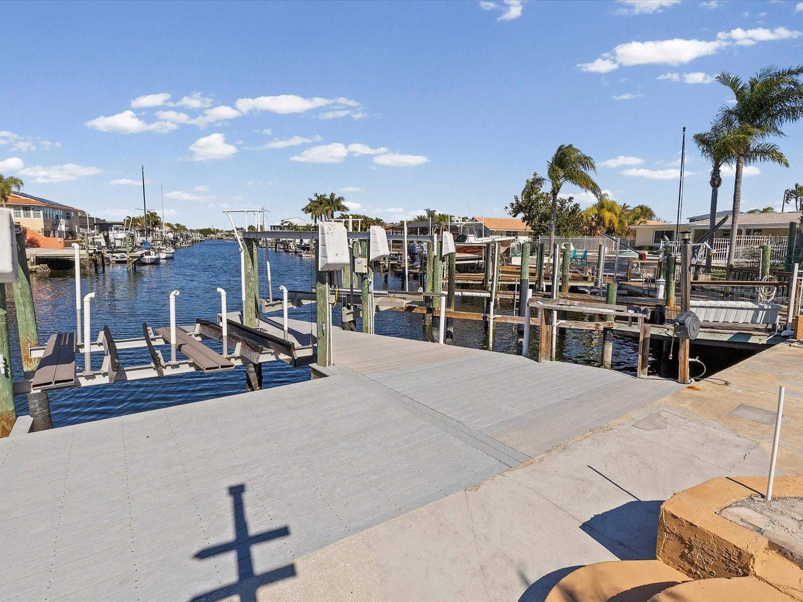 Listing photo id 27 for 4941 Galleon Court