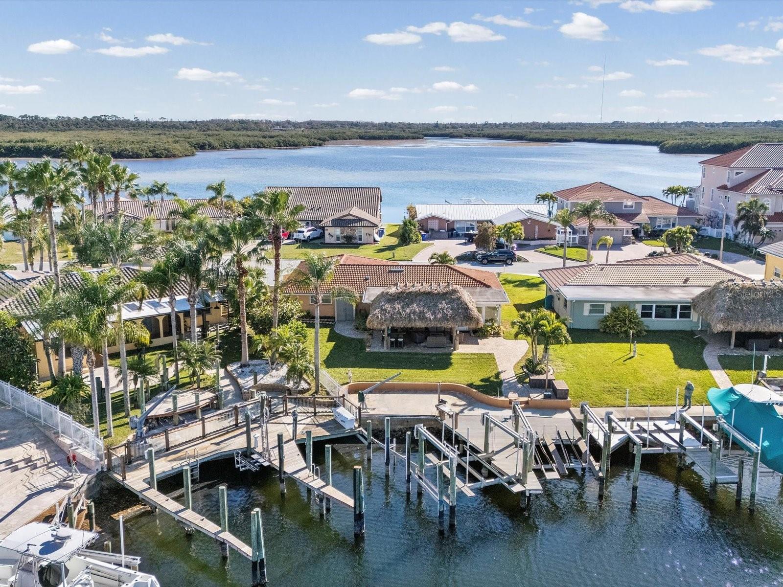 Listing photo id 34 for 4941 Galleon Court