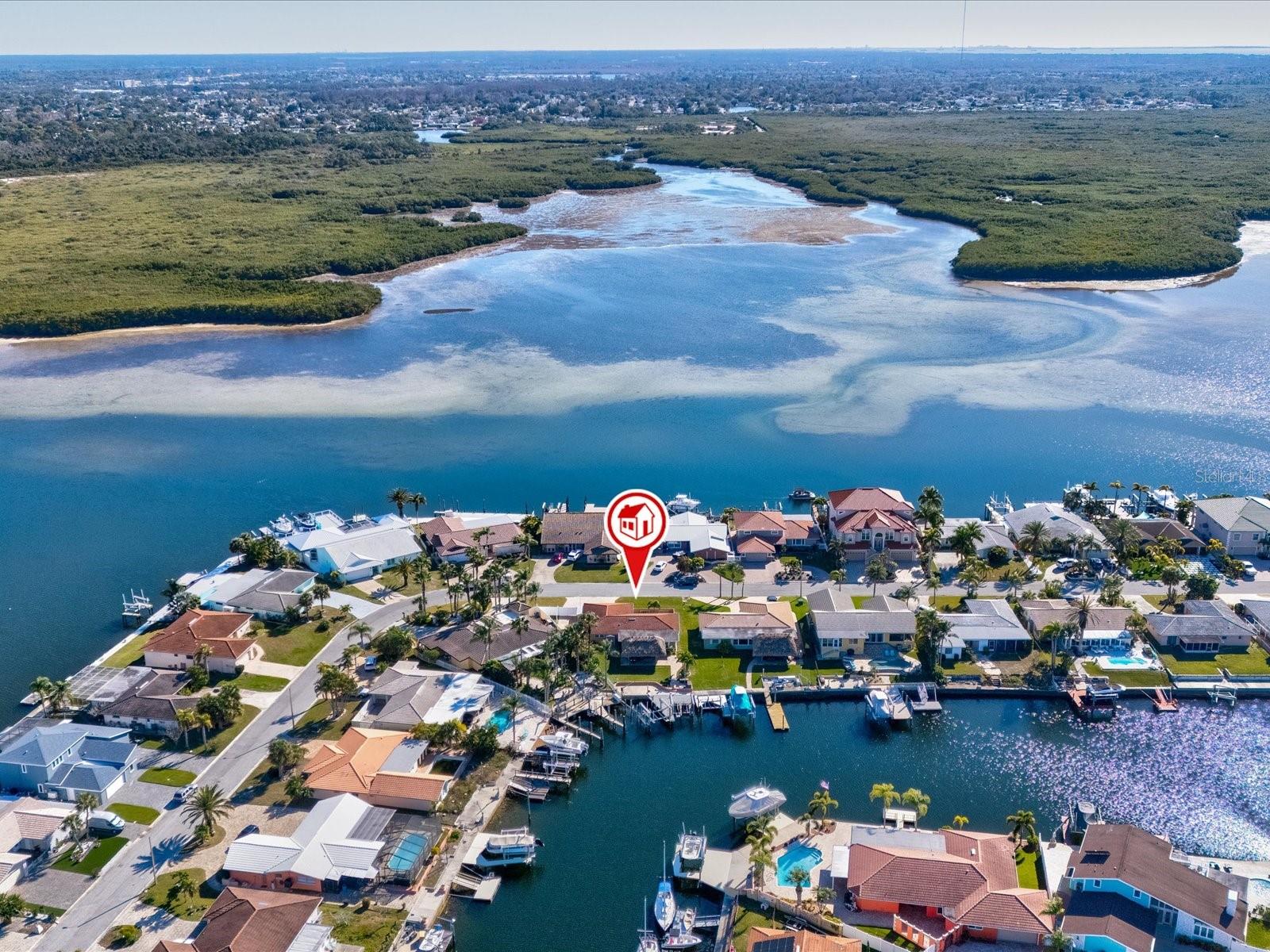 Listing photo id 37 for 4941 Galleon Court